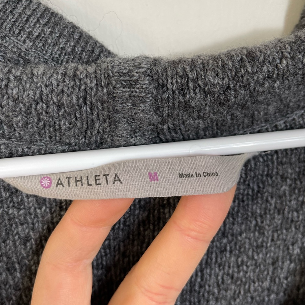 Athleta BOREALIS HOODIE SWEATER DRESS Gray Knit Dress Merino Wool Cozy Size M - Picture 9 of 16